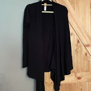 Women’s Lucy small wrap top